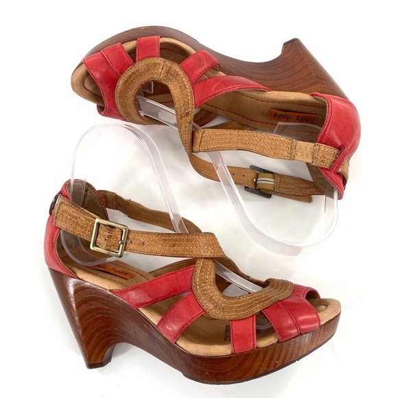 Miz Mooz Petra Red Leather Wood Platform Wedge Heel Sandals Size 7.5 - Picture 1 of 9